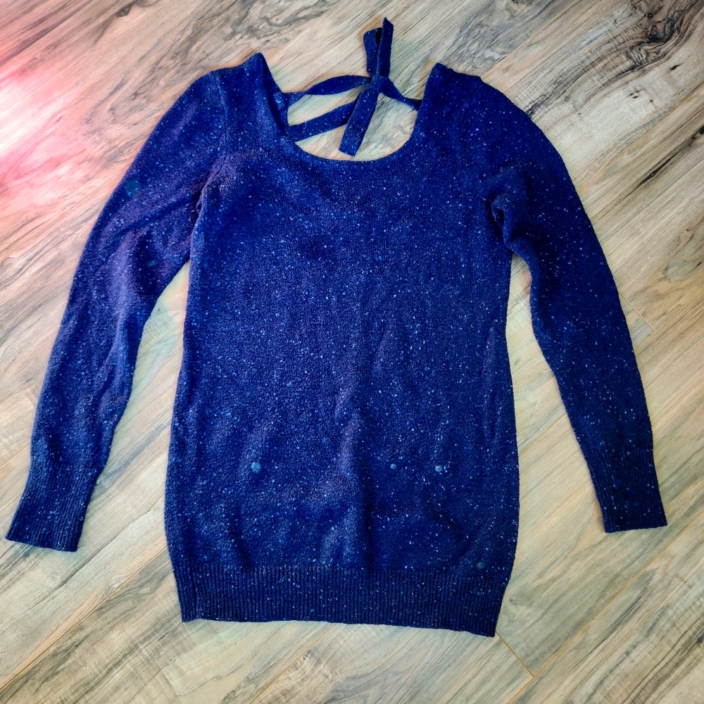 Tie back maternity sweater